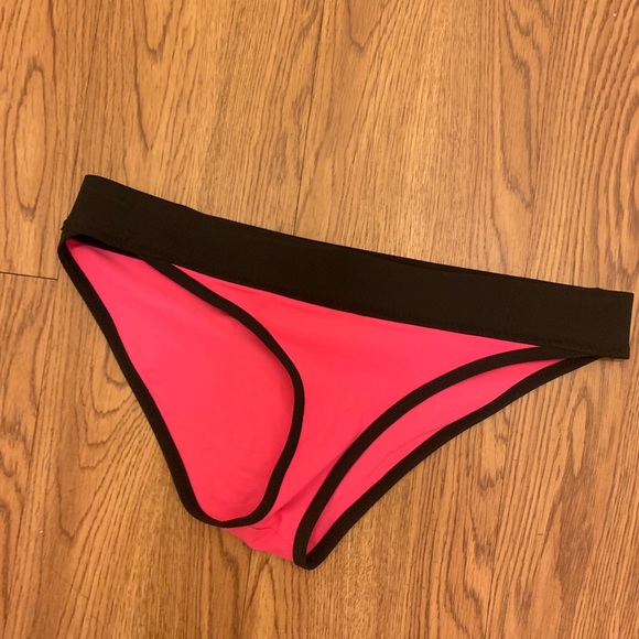 size 6 bikini bottoms